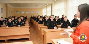 Здобувачі вищої освіти на семінарі - ДонДУВС